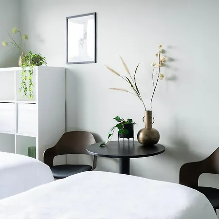 Apartment Bedroom, Airco, Free Parking & Private Bathroom *