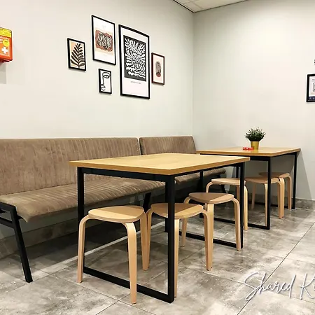 Trendy W Free Parking & Private Bathroom * Raamsdonksveer